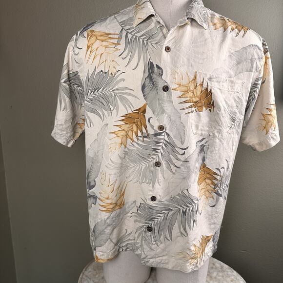 Tommy Bahama Men M Silk shirt button Short sleeve Jacquard Tropical Print - Picture 2 of 15